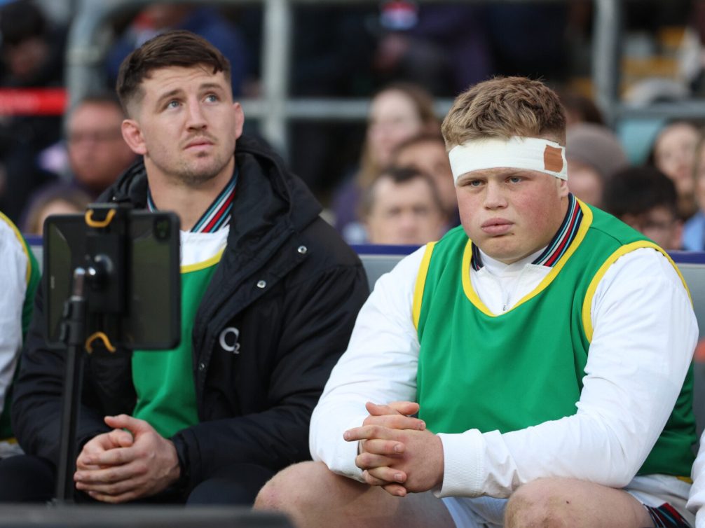 LONDON, ENGLAND - FEBRUARY 22: Ben Curry and Fin Baxter of England uses a Ipad during the Guinness Six Nations 2025 match between England and Scotland at Allianz Stadium on February 22, 2025 in London, England. (Photo by Nathan Stirk/Getty Images)
